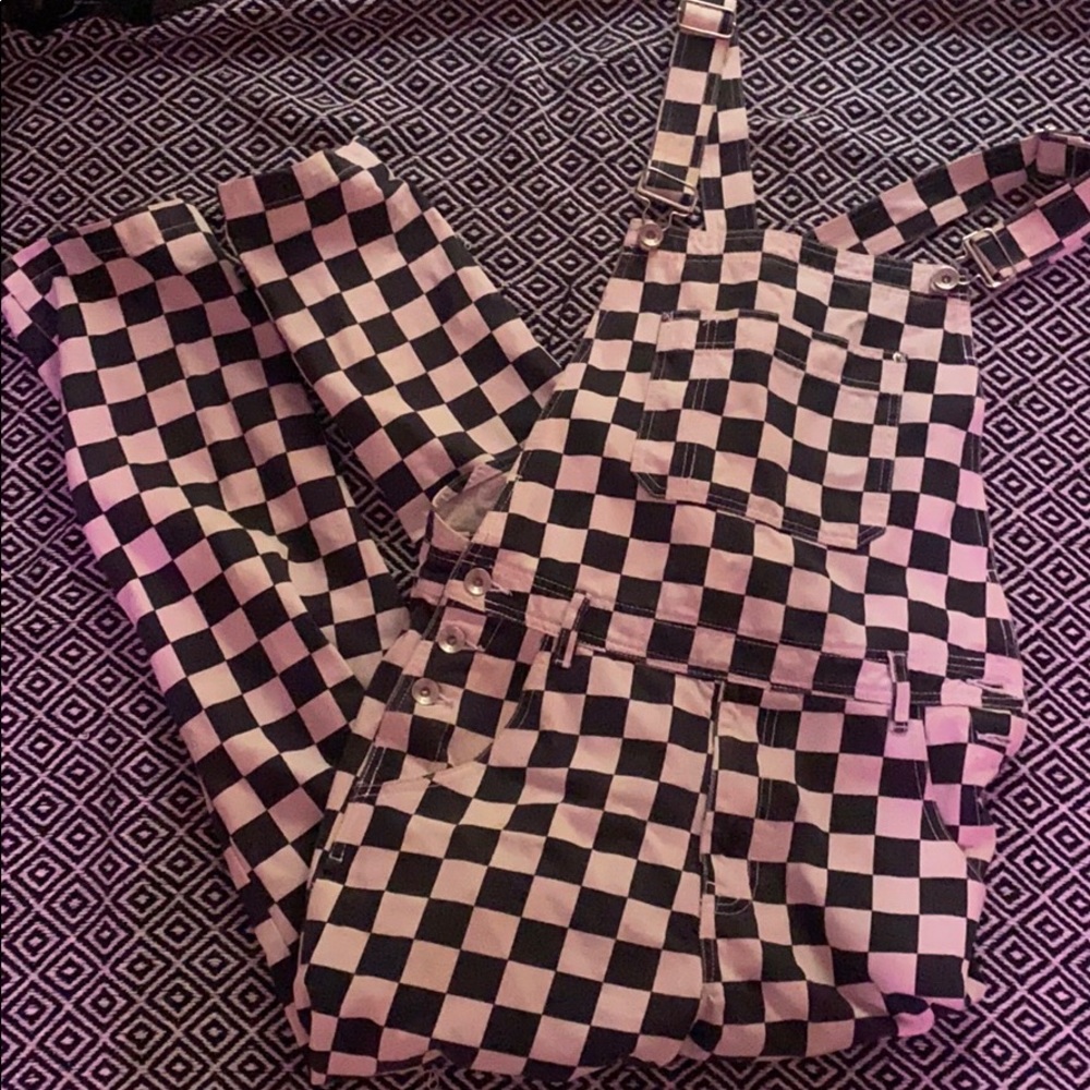 Checkered Overalls 🖤 🤍